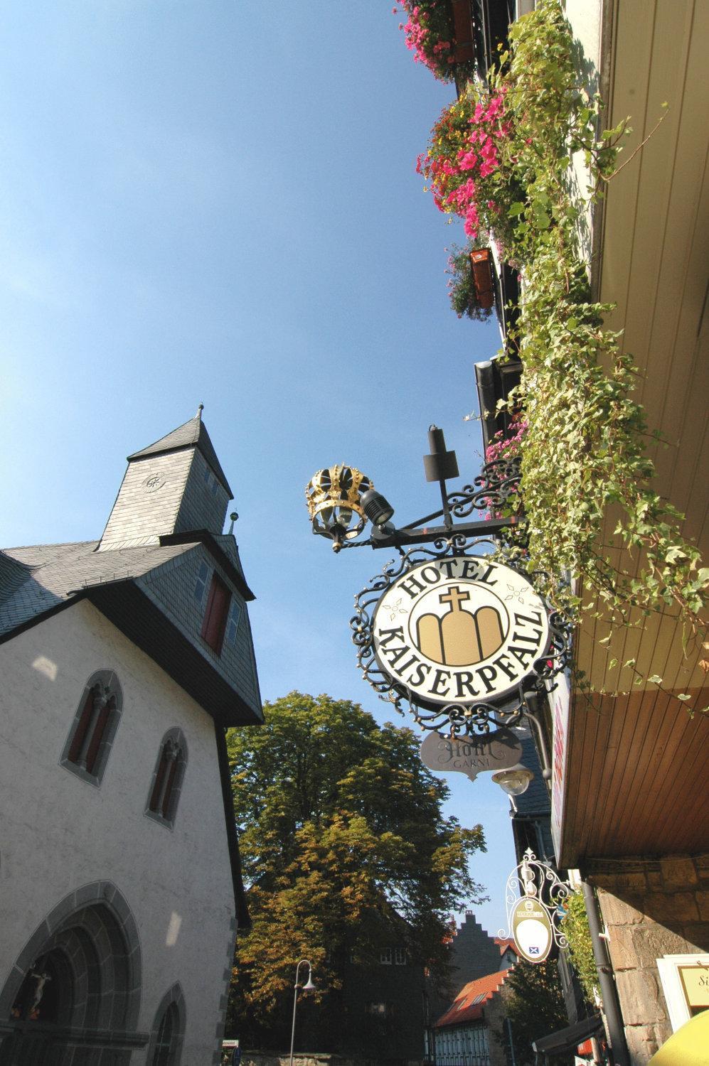 Hotel Garni Kaiserpfalz Γκόσλαρ Εξωτερικό φωτογραφία