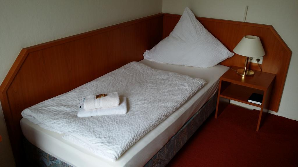 Hotel Garni Kaiserpfalz Γκόσλαρ Εξωτερικό φωτογραφία